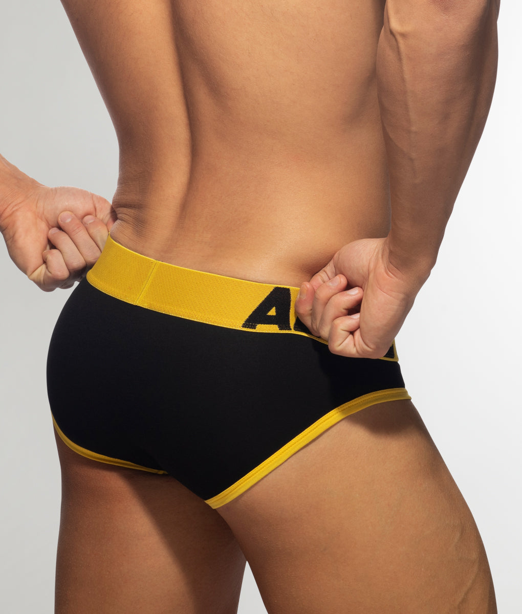 Addicted Open Fly Cotton Brief Addicted Open Fly Cotton Brief Black-yellow