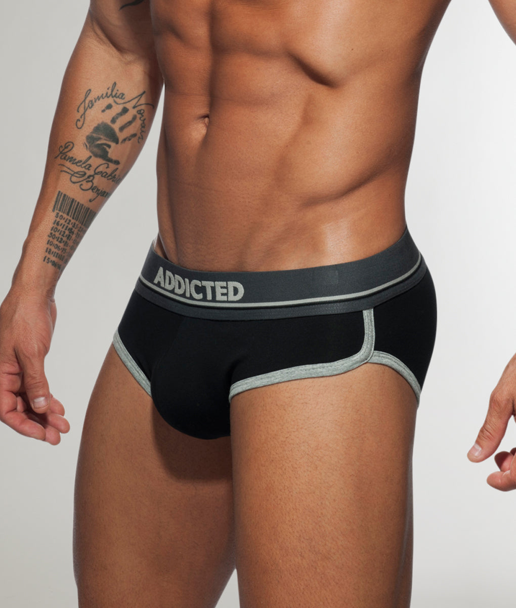 Addicted Curve Brief Black