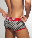 Addicted Geometric Trunk Black