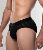 PUMP! Whisper Brief Black