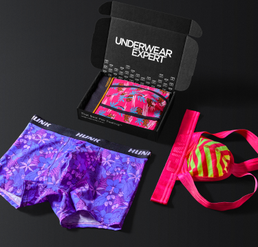 Get 2 Quality Men's Underwear Monthly Box With Lots Of Promotionnel Items